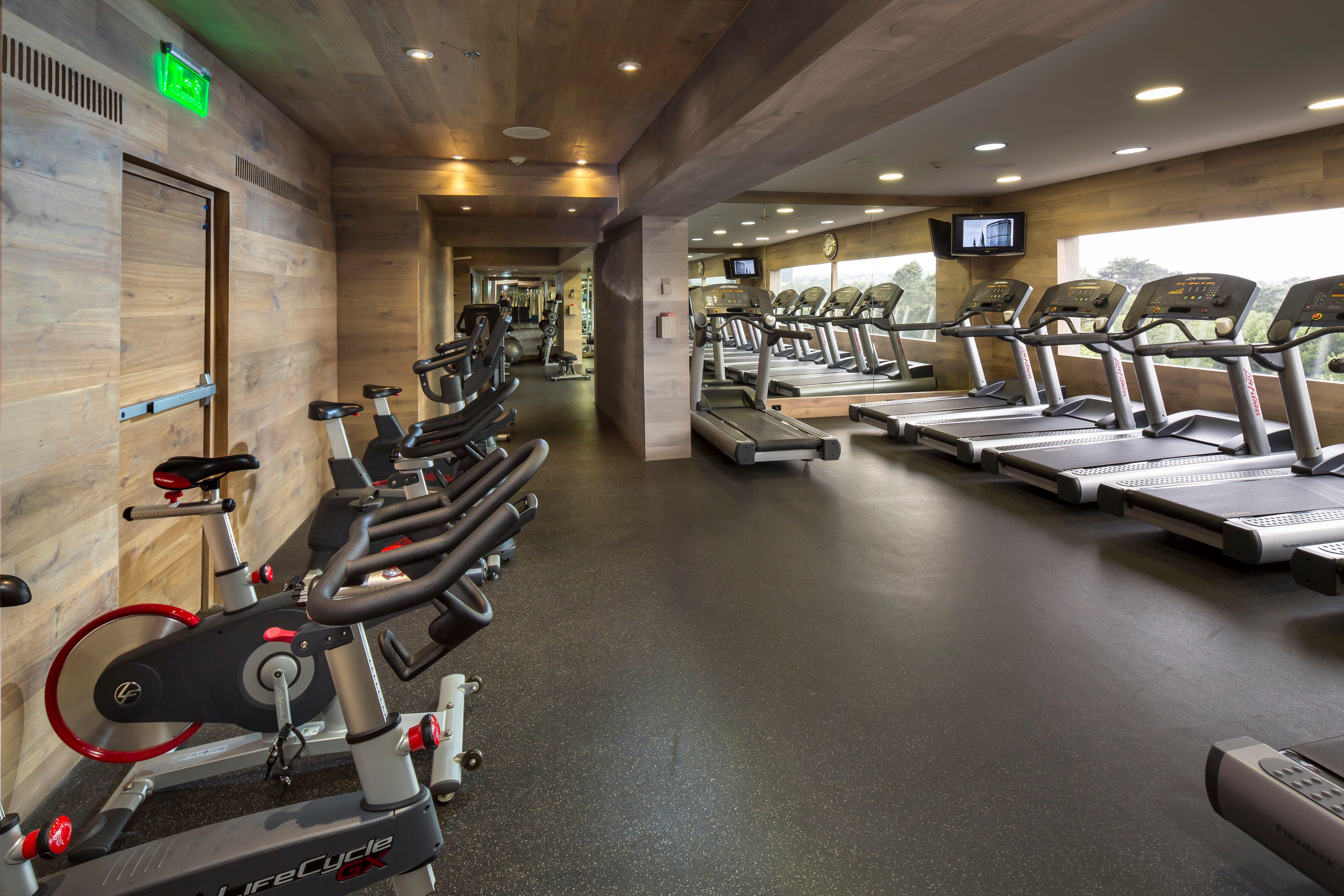 Presidente Intercontinental Mexico City By Ihg Zewnętrze zdjęcie The gym at the hotel