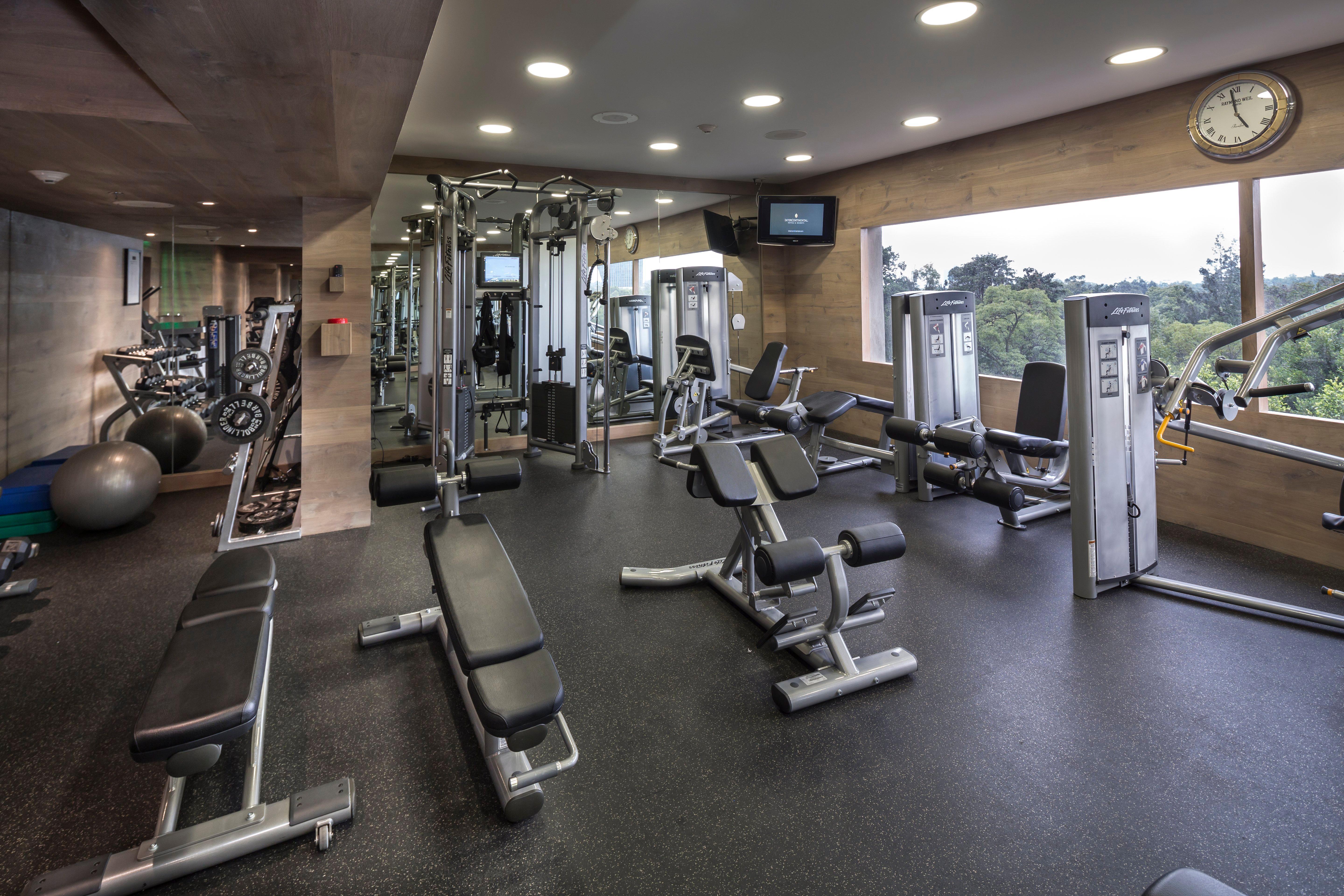 Presidente Intercontinental Mexico City By Ihg Zewnętrze zdjęcie A gym at a hotel
