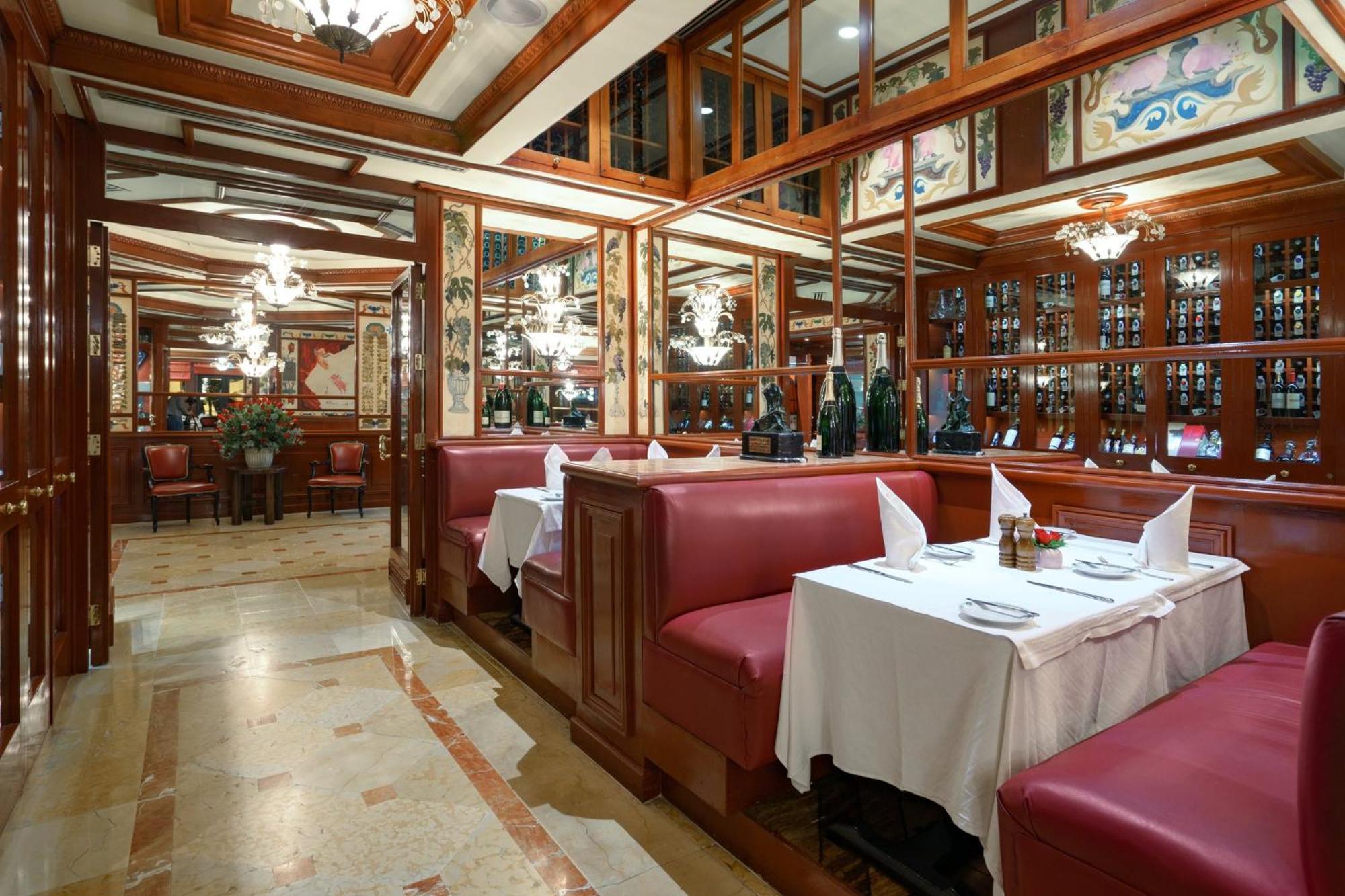 Presidente Intercontinental Mexico City By Ihg Zewnętrze zdjęcie Interior of a restaurant in the hotel
