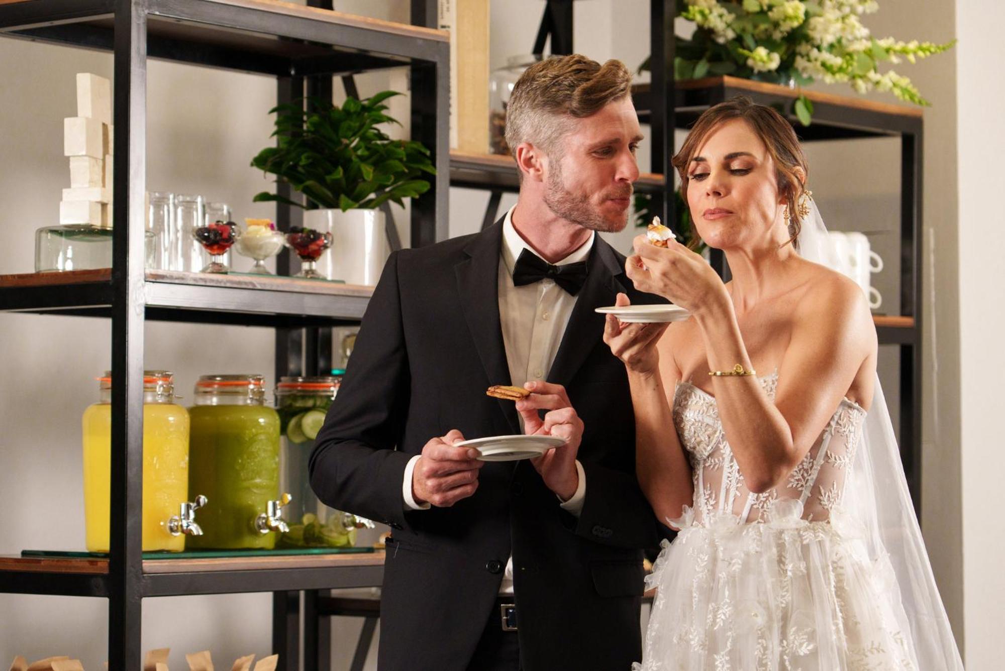 Presidente Intercontinental Mexico City By Ihg Zewnętrze zdjęcie Wedding couple